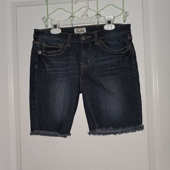 Mudd Bermuda Shorts - Picture 1 of 3